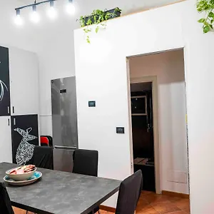  Apartment Travellers Photo Italy